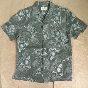 Island Shores  Floral Button Down Shirt